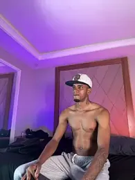 AaronCruz_ stripchat stream image, 17.03.2026 01:40