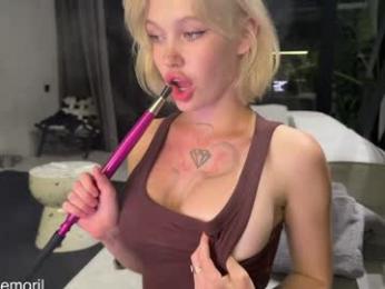 golden_alinee chaturbate stream image
