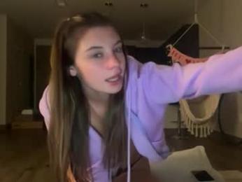 chloecookk chaturbate stream image, 17.03.2026 22:00
