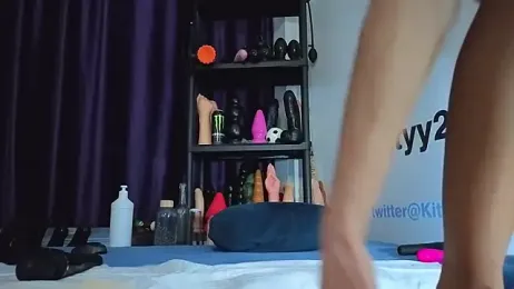 kittyy25 stripchat stream image