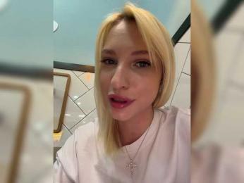 Cristi-Candy bongacams stream image