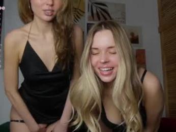 corni__ chaturbate stream image, 27.03.2026 20:00