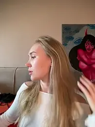 MariaTull stripchat stream image