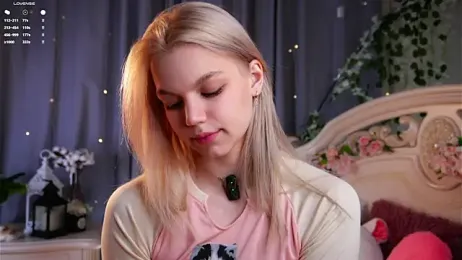 EdlinAlliston stripchat stream image