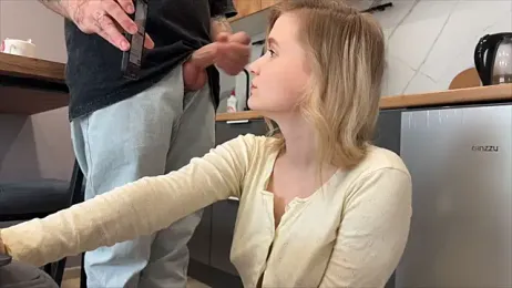 Adelovenick stripchat stream image