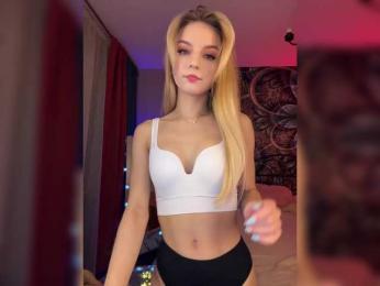 ilittleheart bongacams stream image