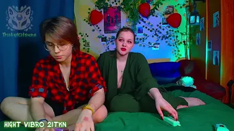 TrickyKitsune stripchat stream image