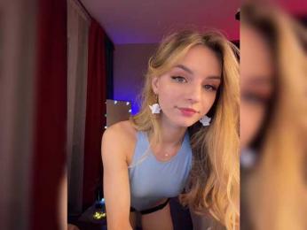 ilittleheart bongacams stream image