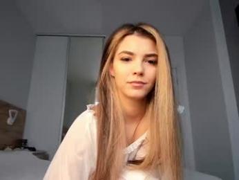 xvsesss chaturbate stream image, 14.03.2025 02:20