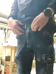 da--------i stripchat stream image