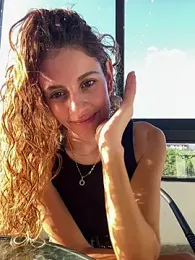 alana15 stripchat stream image