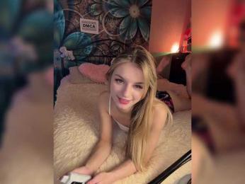 ilittleheart bongacams stream image