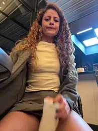 alana15 stripchat stream image