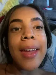 NAUGHTY_LITTLE_18 stripchat stream image