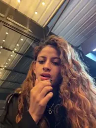 alana15 stripchat stream image