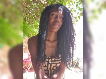 MoanaFrenchy bongacams stream image