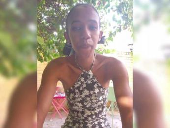 MoanaFrenchy bongacams stream image