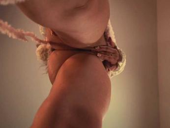 HeyBanana bongacams stream image