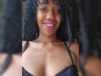 MoanaFrenchy bongacams stream image