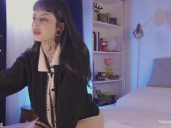 janne_maybe chaturbate stream image