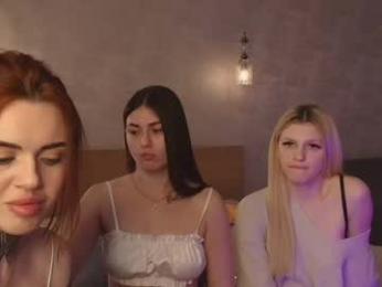 caressyourself chaturbate stream image