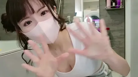 -minami- stripchat stream image