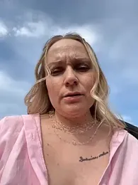 Bondgirl_013 stripchat stream image