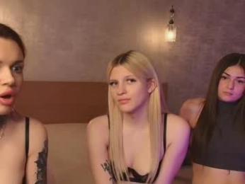 caressyourself chaturbate stream image