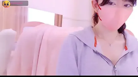 maii- stripchat stream image